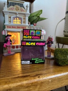 NeeDoh Nice Cube – Purple Super Solid Squish Toy | Sensory Stress Relief COPY